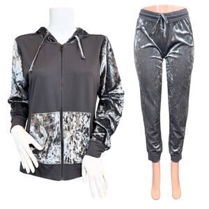 Jasmine & Ginger Velvet Velour Color locked Jogging Set $119